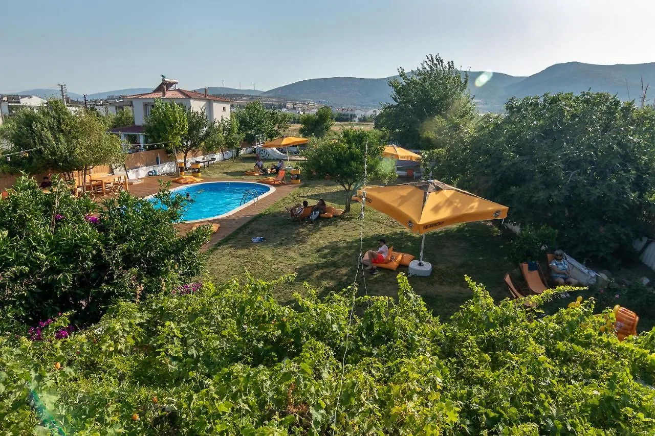 Urla Surf House Otel