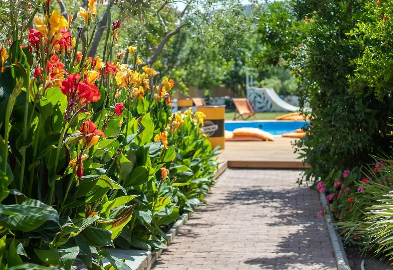 Urla Surf House Otel