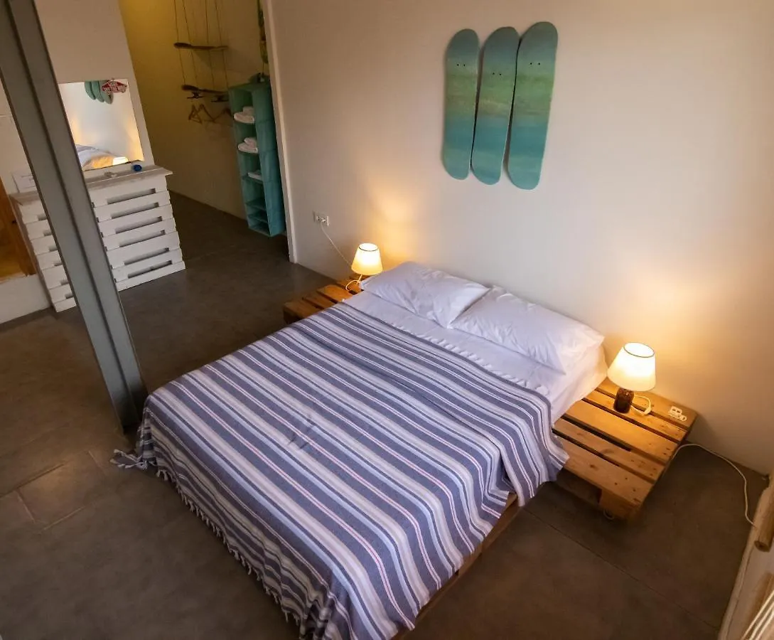 Urla Surf House Hotel 0*,